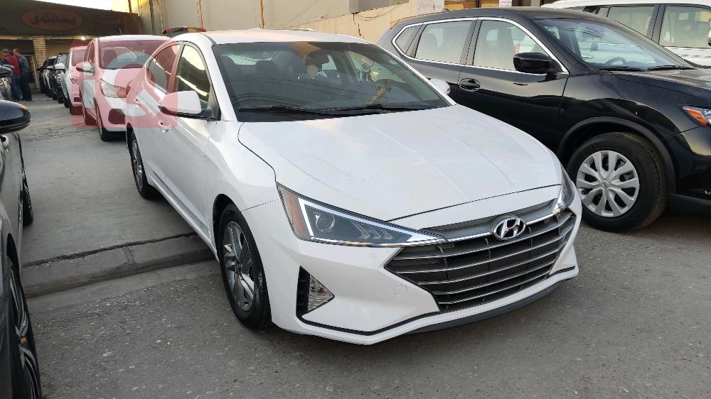 هیوندای ئەلەنترا